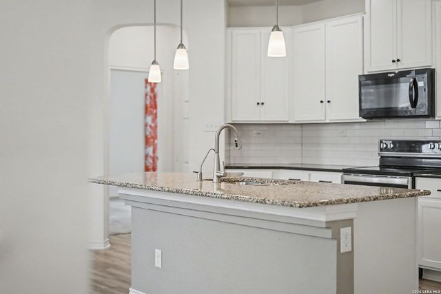 4568 KLEIN MDWS, New Braunfels, TX 78130
