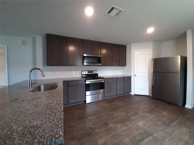 15118 Sorrento Bay Circle, Willis, TX 77318