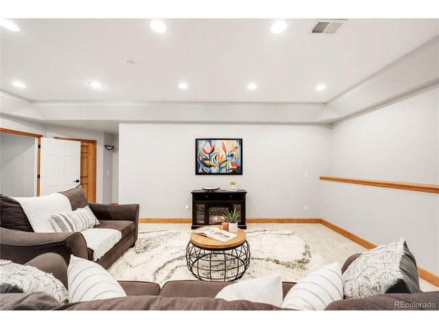 19411 W 57th Cir, Golden, CO 80403