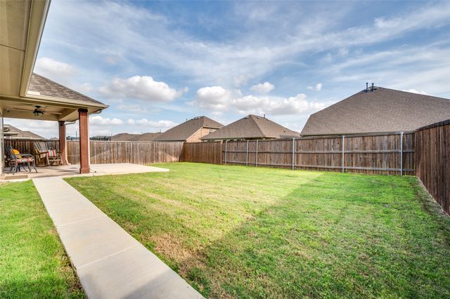 1904 Alton Way, Aubrey, TX 76227