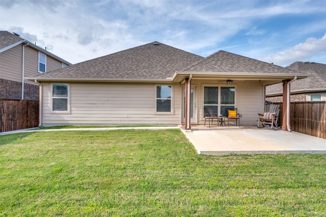 1904 Alton Way, Aubrey, TX 76227
