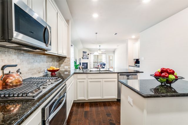 1904 Alton Way, Aubrey, TX 76227