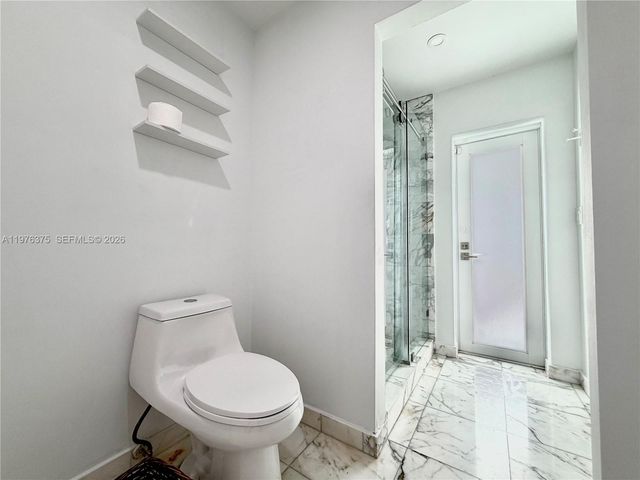 4934 NW 94th Doral Pl, Doral, FL 33178