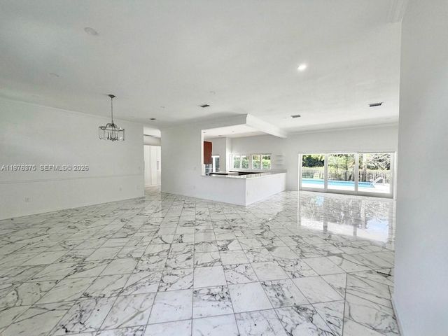 4934 NW 94th Doral Pl, Doral, FL 33178