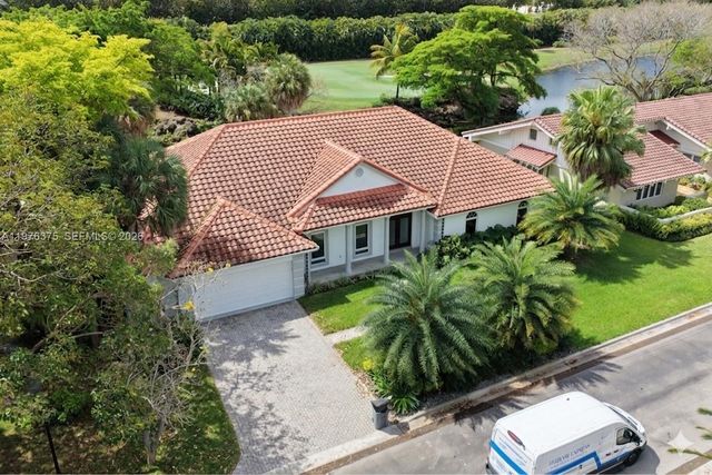 4934 NW 94th Doral Pl, Doral, FL 33178