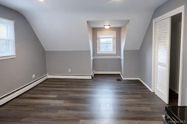 83 E Lido Prom, Lindenhurst, NY 11757