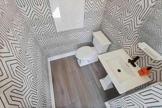 8497 Liberty Lane, Woodridge, IL 60517