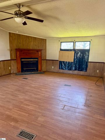 5990 Hwy 14, Gray Court, SC 29645