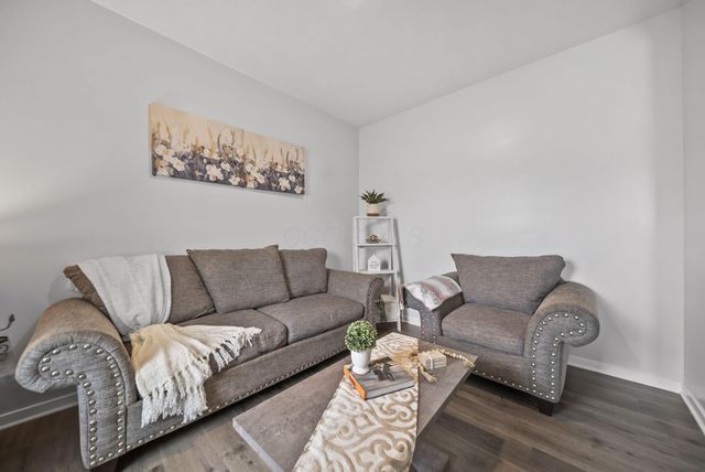 6271 Darby Plains Street, Columbus, OH 43228