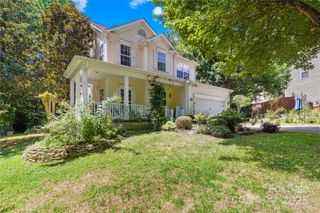8682 Brook Glen Lane, Huntersville, NC 28078