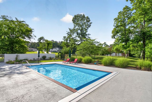 1030 Parsons Way, Hendersonville, TN 37075