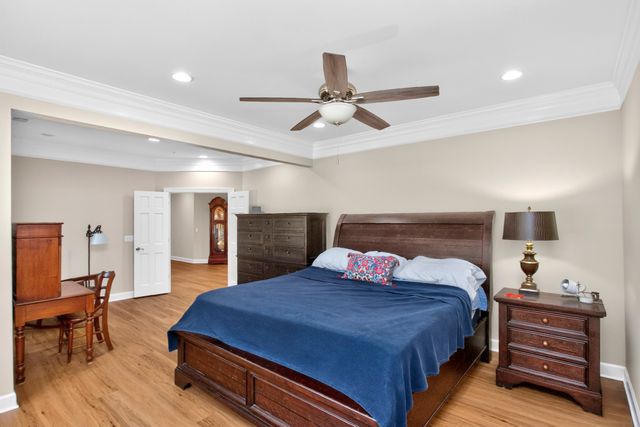 1030 Parsons Way, Hendersonville, TN 37075