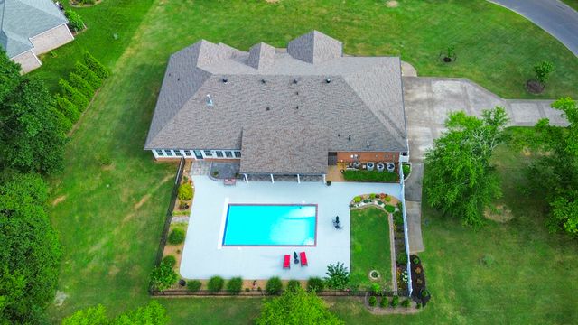 1030 Parsons Way, Hendersonville, TN 37075
