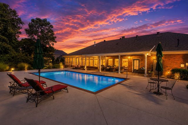 1030 Parsons Way, Hendersonville, TN 37075