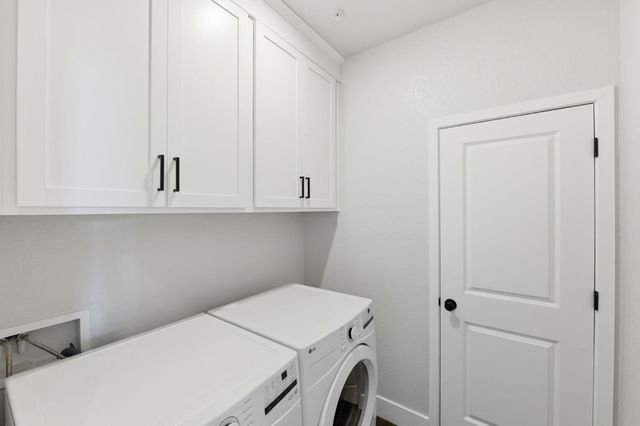 321 Outlooker Ct, Lincoln, CA 95648