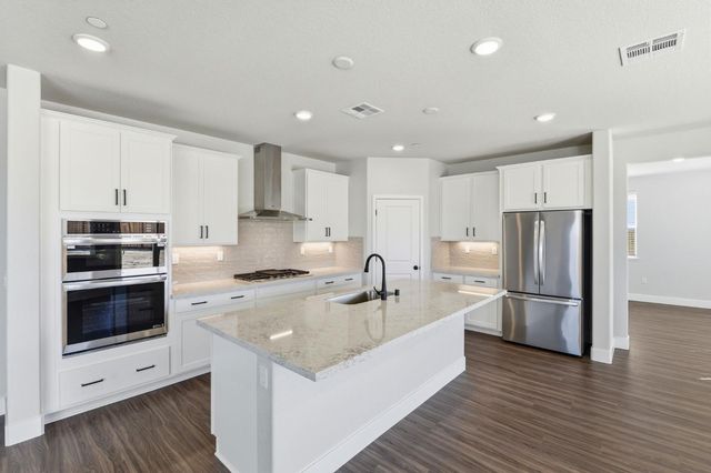 321 Outlooker Ct, Lincoln, CA 95648