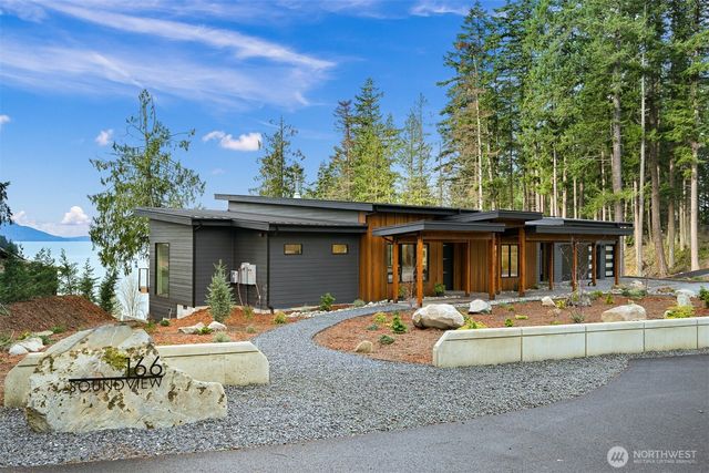 166 Soundview Drive, Bellingham, WA 98229