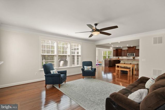 9959 SUMMERWOOD DR, Manassas, VA 20111