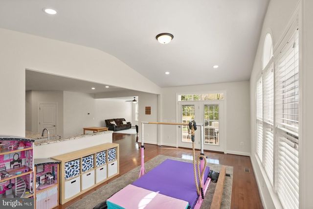 9959 SUMMERWOOD DR, Manassas, VA 20111