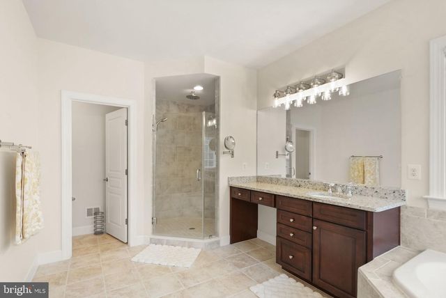 9959 SUMMERWOOD DR, Manassas, VA 20111