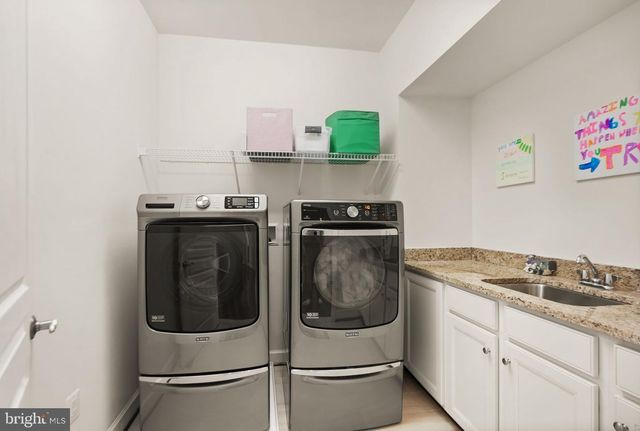 9959 SUMMERWOOD DR, Manassas, VA 20111