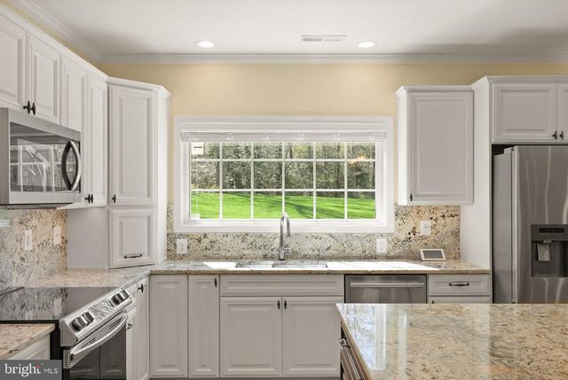 9959 SUMMERWOOD DR, Manassas, VA 20111