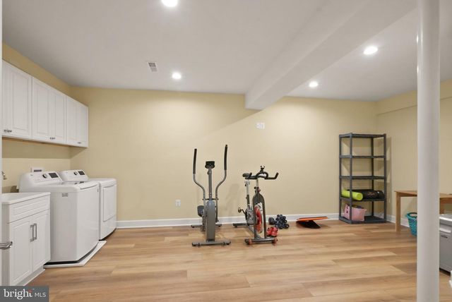 9959 SUMMERWOOD DR, Manassas, VA 20111