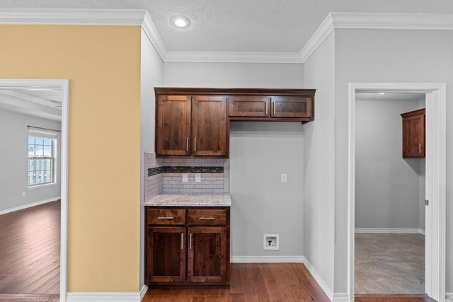 1731 E Timber Lane, Republic, MO 65738