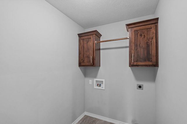 1731 E Timber Lane, Republic, MO 65738