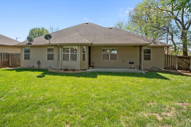 1731 E Timber Lane, Republic, MO 65738