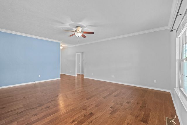 1731 E Timber Lane, Republic, MO 65738