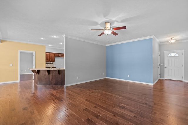 1731 E Timber Lane, Republic, MO 65738