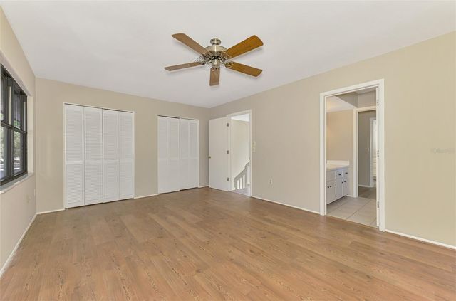 984 N BENEVA ROAD T7, Sarasota, FL 34232