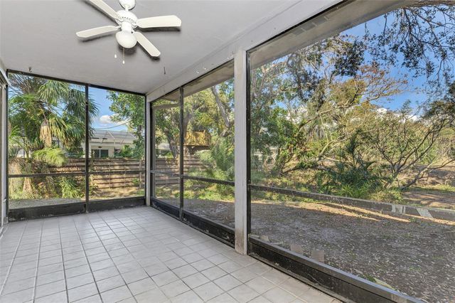 984 N BENEVA ROAD T7, Sarasota, FL 34232