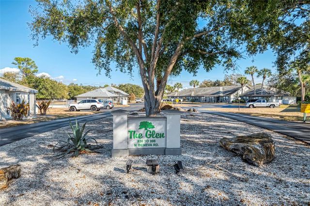 984 N BENEVA ROAD T7, Sarasota, FL 34232