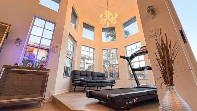 1716 NW 124th Way, Coral Springs, FL 33071