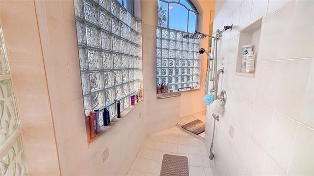 1716 NW 124th Way, Coral Springs, FL 33071