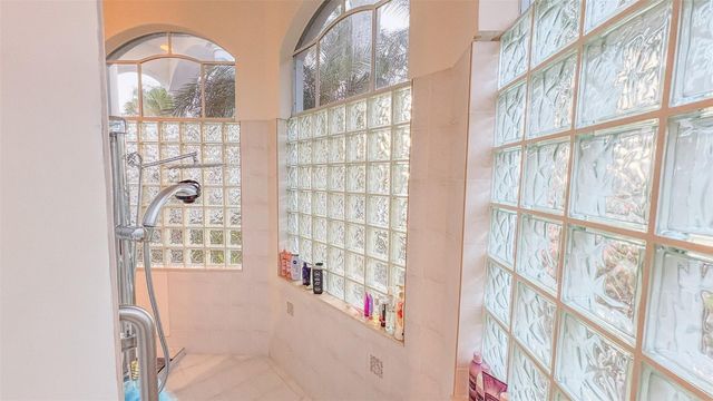 1716 NW 124th Way, Coral Springs, FL 33071