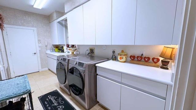 1716 NW 124th Way, Coral Springs, FL 33071