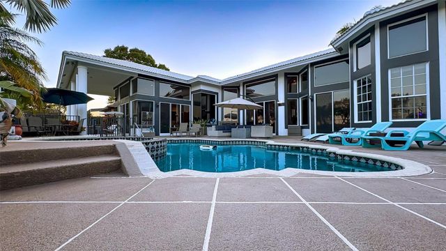 1716 NW 124th Way, Coral Springs, FL 33071