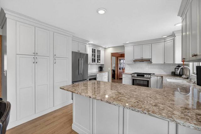 3615 74th Street, Moline, IL 61265