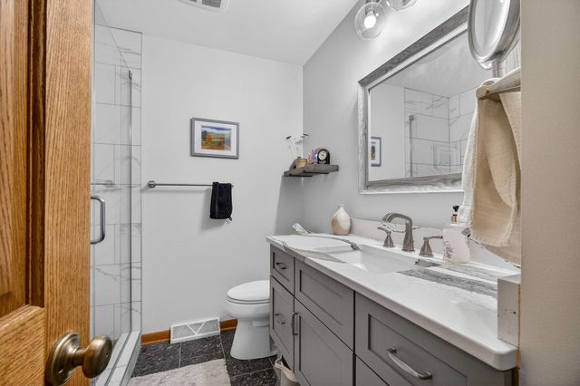 3615 74th Street, Moline, IL 61265