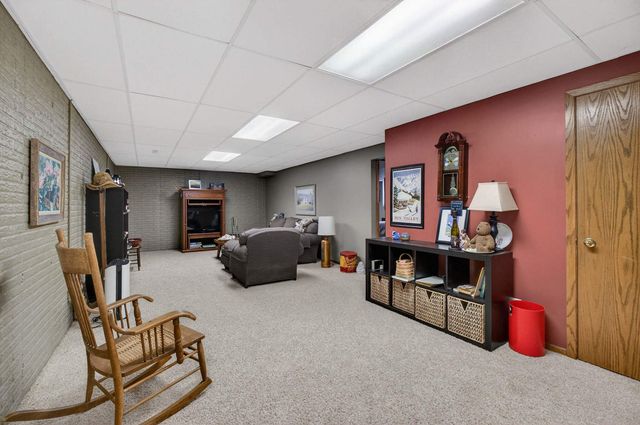 3615 74th Street, Moline, IL 61265