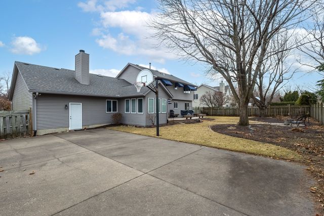 3615 74th Street, Moline, IL 61265