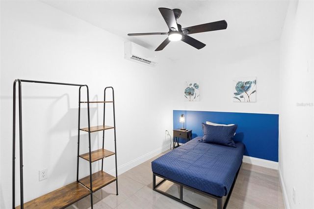 1824 LAKE STREET, Oviedo, FL 32765