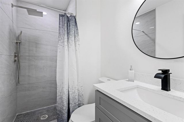 1824 LAKE STREET, Oviedo, FL 32765