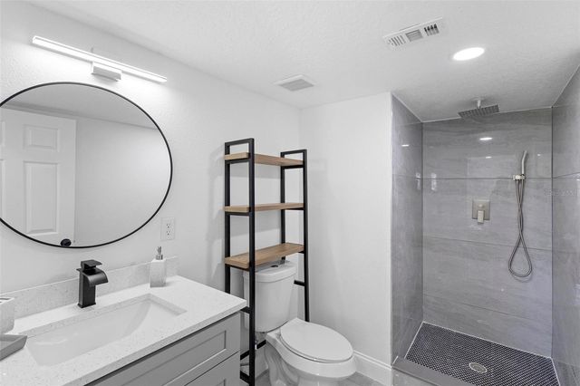 1824 LAKE STREET, Oviedo, FL 32765