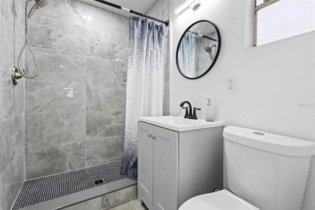 1824 LAKE STREET, Oviedo, FL 32765