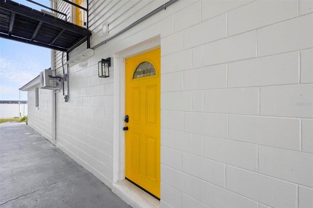 1824 LAKE STREET, Oviedo, FL 32765