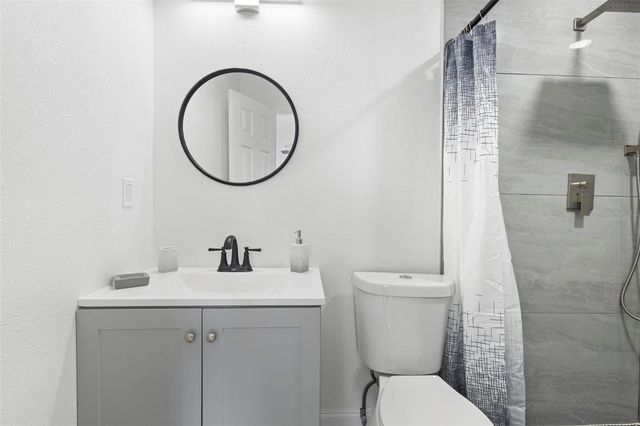 1824 LAKE STREET, Oviedo, FL 32765